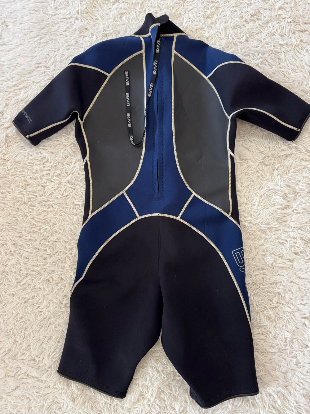 Men’sShort Sleeve Wetsuit - Navy/Black Size XL Made In Europe